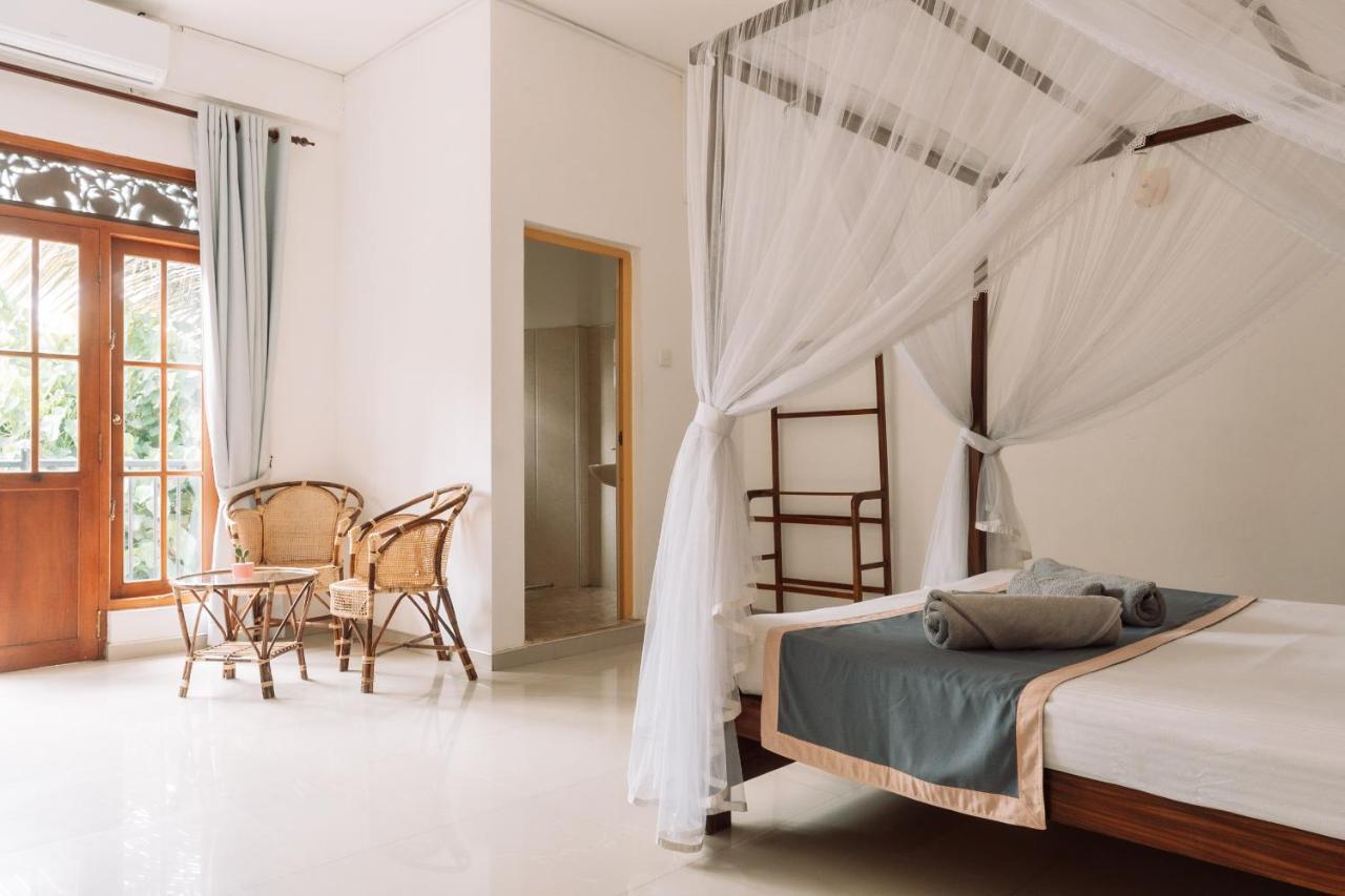 Rise - Bed & Breakfast Weligama Bagian luar foto